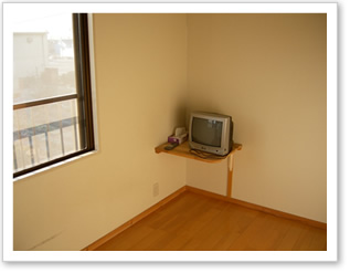 各部屋にテレビ設置（地デジ対応済み）